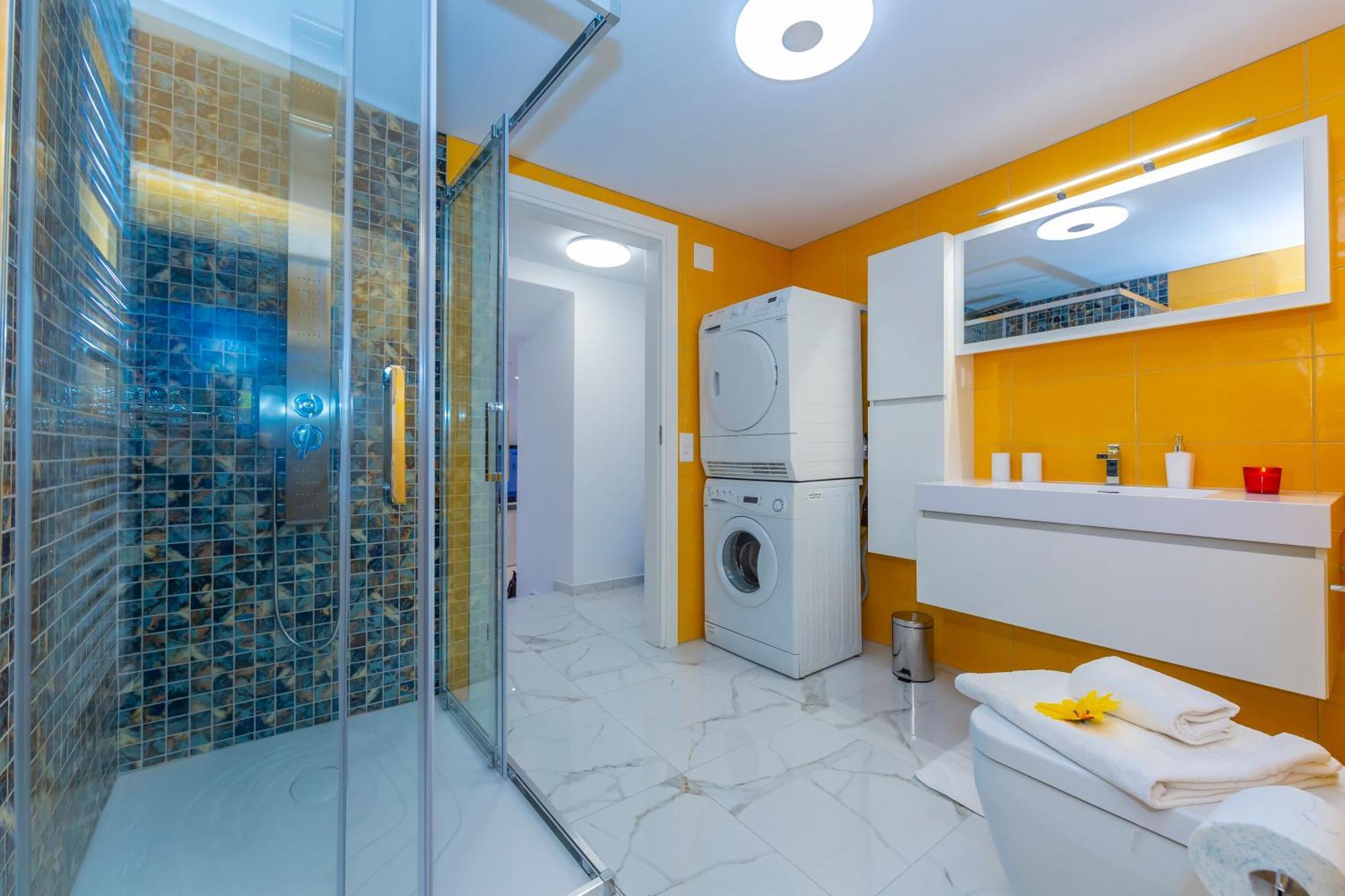 Yellow View Apartment - Happy Rentals Ronco sopra Ascona Exterior foto